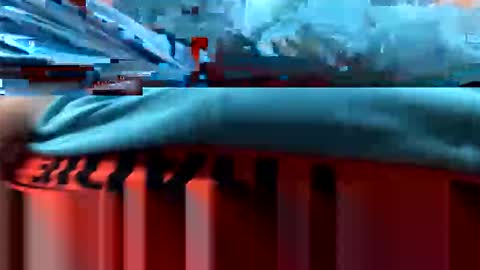 Me online show from February 25, 7:40 am