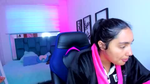 Snapshot of morena_rodriguez_9 chatting on October 14, 9:59 pm morena_rodriguez_9 online show from October 14, 9:59 pm