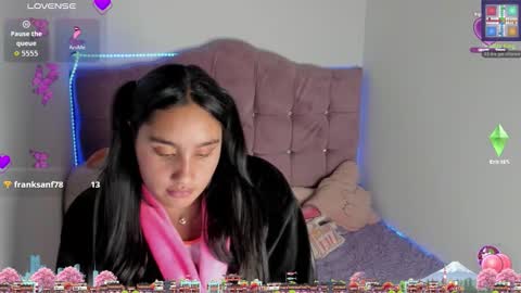 Snapshot of morena_rodriguez_9 chatting on October 18, 12:13 am morena_rodriguez_9 online show from October 18, 12:13 am