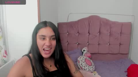 morena_rodriguez_9 online show from November 19, 7:03 pm