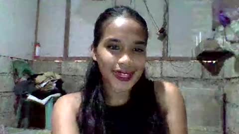 morenagirlpinay18 online show from March 4, 10:49 pm
