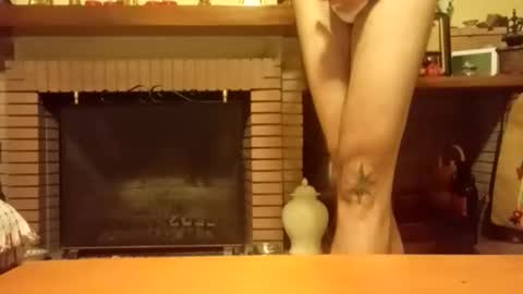 Snapshot of morenikoo26 chatting on October 27, 4:27 am morenikoo26 online show from October 27, 4:27 am