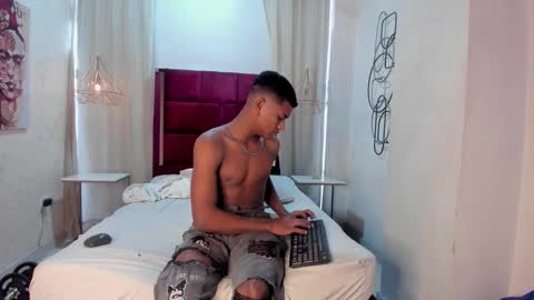 Mmorenito online show from October 29, 8:54 pm