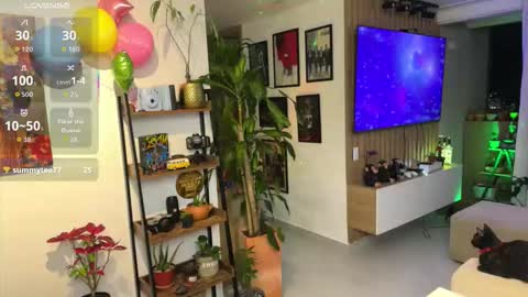 Snapshot of morgan_hiller chatting on February 2, 1:26 am online show from February 2, 1:26 am