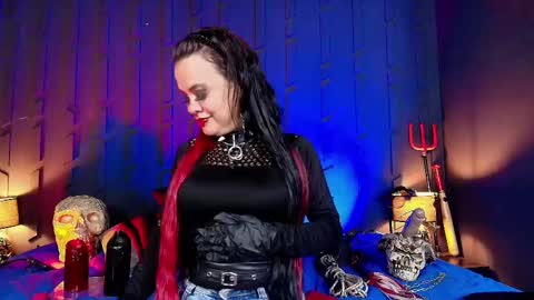 Snapshot of morganacrowley_ chatting on March 6, 7:43 pm Morgana online show from March 6, 7:43 pm