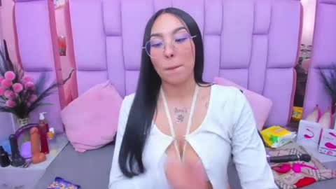 Snapshot of morganharper chatting on July 28, 3:02 am MorganHarper online show from July 28, 3:02 am