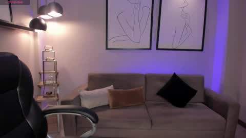 Morgan Hicks online show from March 26, 10:43 am