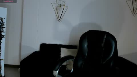Morgan Hicks online show from June 23, 10:24 am