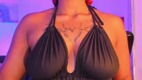 Snapshot of morticia_420 chatting on August 5, 8:55 pm morticia_420 online show from August 5, 8:55 pm