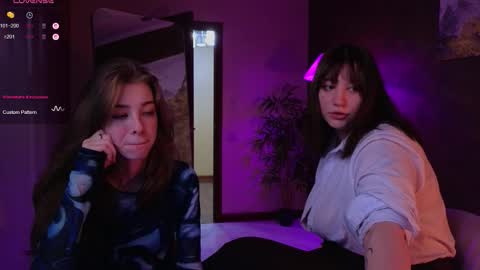 morvelyn online show from September 24, 12:03 am