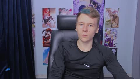 Snapshot of mory_arti chatting on December 17, 7:26 pm Welcome here online show from December 17, 7:26 pm