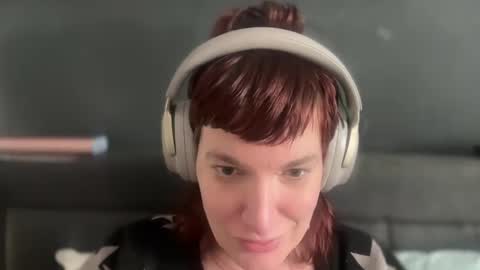 Mossy Mommy online show from February 13, 8:03 pm