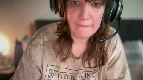 Mossy Mommy online show from April 18, 11:38 pm