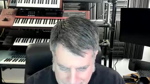 mostly_unbothered online show from November 20, 11:21 am