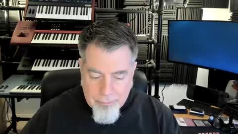 Snapshot of mostly_unbothered chatting on March 1, 6:26 am mostly_unbothered online show from March 1, 6:26 am