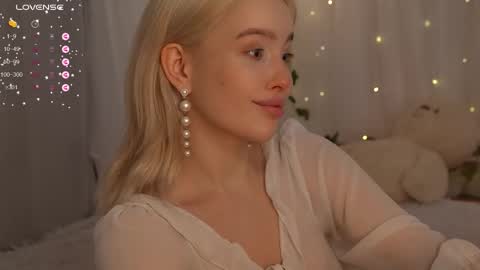  Deni and Jett my weekly schedule online show from October 17, 3:47 pm