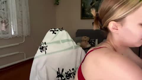 Montreal online show from May 31, 1:07 pm