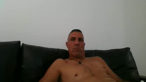 Snapshot of motyvation chatting on October 8, 10:57 am ADAM online show from October 8, 10:57 am