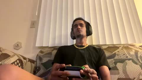 mouli23r online show from September 20, 2:45 am