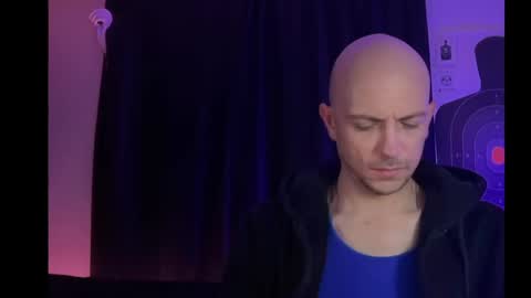 mount_vesuvius online show from April 17, 1:47 pm