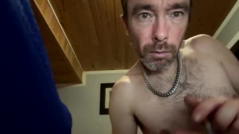 Snapshot of mr_a420 chatting on January 10, 10:28 am mr_a420 online show from January 10, 10:28 am