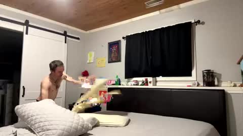 Snapshot of mr_a420 chatting on February 8, 9:34 am mr_a420 online show from February 8, 9:34 am