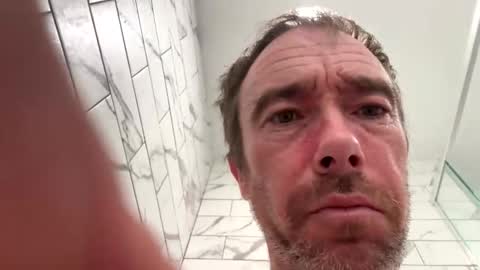 Snapshot of mr_a420 chatting on February 24, 12:30 am mr_a420 online show from February 24, 12:30 am