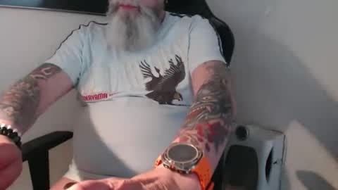 mr_boombastic2021 online show from May 23, 9:46 am