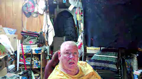 Snapshot of mr_canoe_licker_69 chatting on January 6, 1:30 pm mr_canoe_licker_69 online show from January 6, 1:30 pm