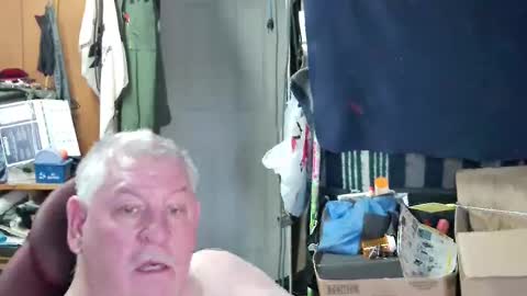 Snapshot of mr_canoe_licker_69 chatting on March 2, 7:12 pm mr_canoe_licker_69 online show from March 2, 7:12 pm