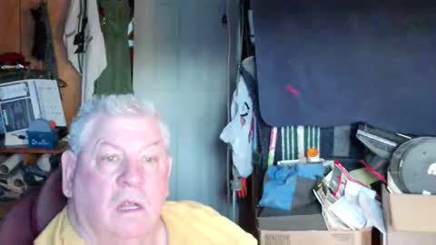 Snapshot of mr_canoe_licker_69 chatting on March 10, 12:15 pm mr_canoe_licker_69 online show from March 10, 12:15 pm