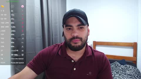 Snapshot of mr_chr1s chatting on December 6, 12:23 am chris online show from December 6, 12:23 am