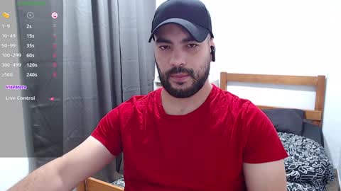 Snapshot of mr_chr1s chatting on December 6, 1:00 pm chris online show from December 6, 1:00 pm