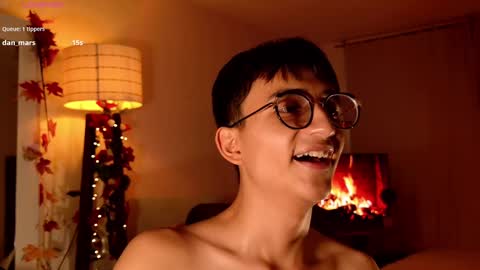 Mr Evans online show from February 20, 8:03 pm