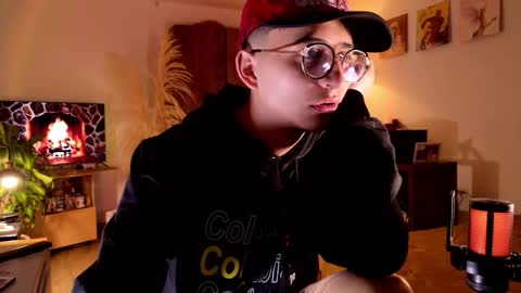 Mr Evans online show from October 1, 4:57 pm