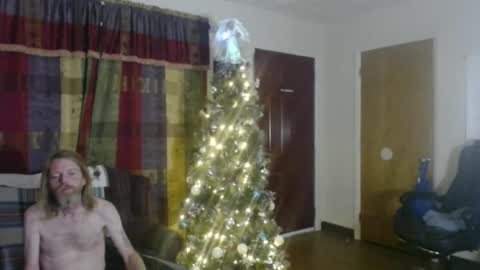 Snapshot of mr_happy12 chatting on December 6, 2:02 am mr_happy12 online show from December 6, 2:02 am