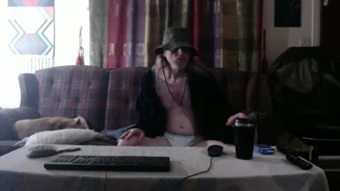 Snapshot of mr_happy12 chatting on September 22, 11:23 am mr_happy12 online show from September 22, 11:23 am