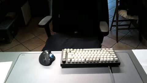 mr_kaa online show from April 18, 2:32 pm