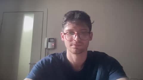Snapshot of mr_ketzaly69 chatting on May 8, 12:43 pm Johnny online show from May 8, 12:43 pm