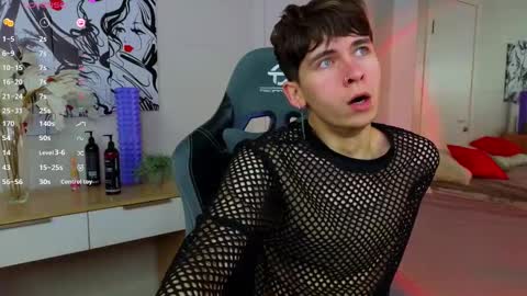 Snapshot of mr_lucky_guy chatting on January 31, 9:16 pm Kris online show from January 31, 9:16 pm