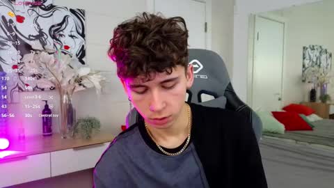 Snapshot of mr_lucky_guy chatting on February 4, 6:57 am Kris online show from February 4, 6:57 am