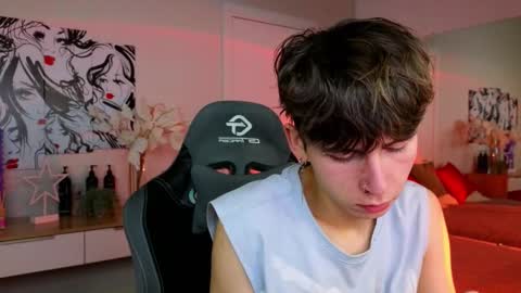 Snapshot of mr_lucky_guy chatting on February 16, 5:04 pm Kris online show from February 16, 5:04 pm