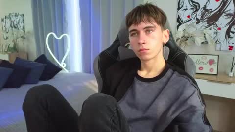 Snapshot of mr_lucky_guy chatting on February 26, 6:15 am Kris online show from February 26, 6:15 am