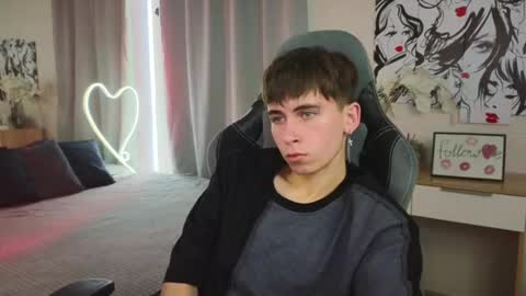 Snapshot of mr_lucky_guy chatting on February 27, 5:24 am Kris online show from February 27, 5:24 am