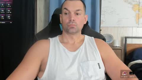 Snapshot of mr_mac69 chatting on November 19, 6:52 pm Cam online show from November 19, 6:52 pm