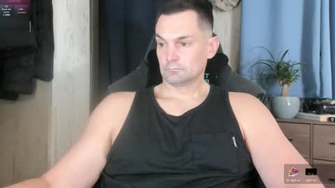Snapshot of mr_mac69 chatting on February 4, 2:06 am Cam online show from February 4, 2:06 am