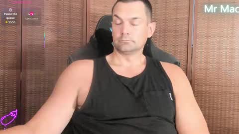 Snapshot of mr_mac69 chatting on April 29, 8:37 pm Cam online show from April 29, 8:37 pm
