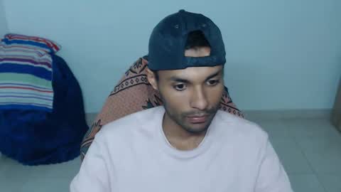 Max online show from January 31, 8:07 pm