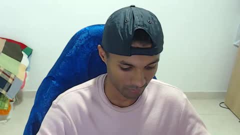 Max online show from February 17, 5:30 pm