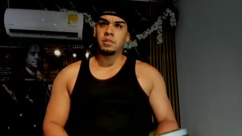 Snapshot of mr_maximo chatting on July 12, 5:09 am mr_maximo online show from July 12, 5:09 am